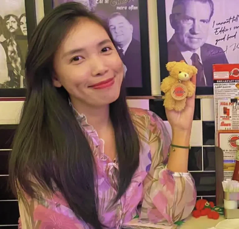 Ngày Phụ Nữ Đến Eddie’s Sẽ Có Gấu!